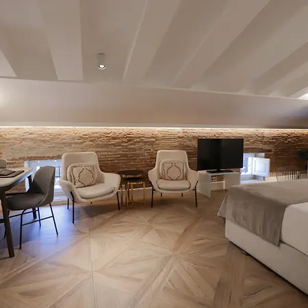 호텔 Myr Palacio Vallier 5*