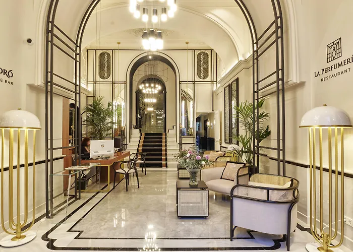 Myr Palacio Vallier 酒店